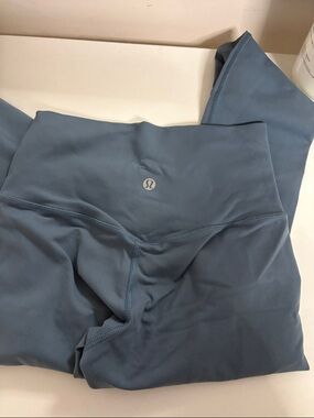 lululemon athletica Navy leggings with Center Logo